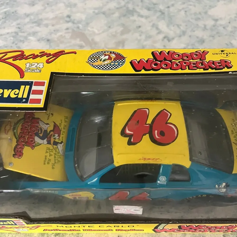 Revell Racing Wally Dallenbach #46 Woody Woodpecker Chevy Monte Carlo 1:24 NIB